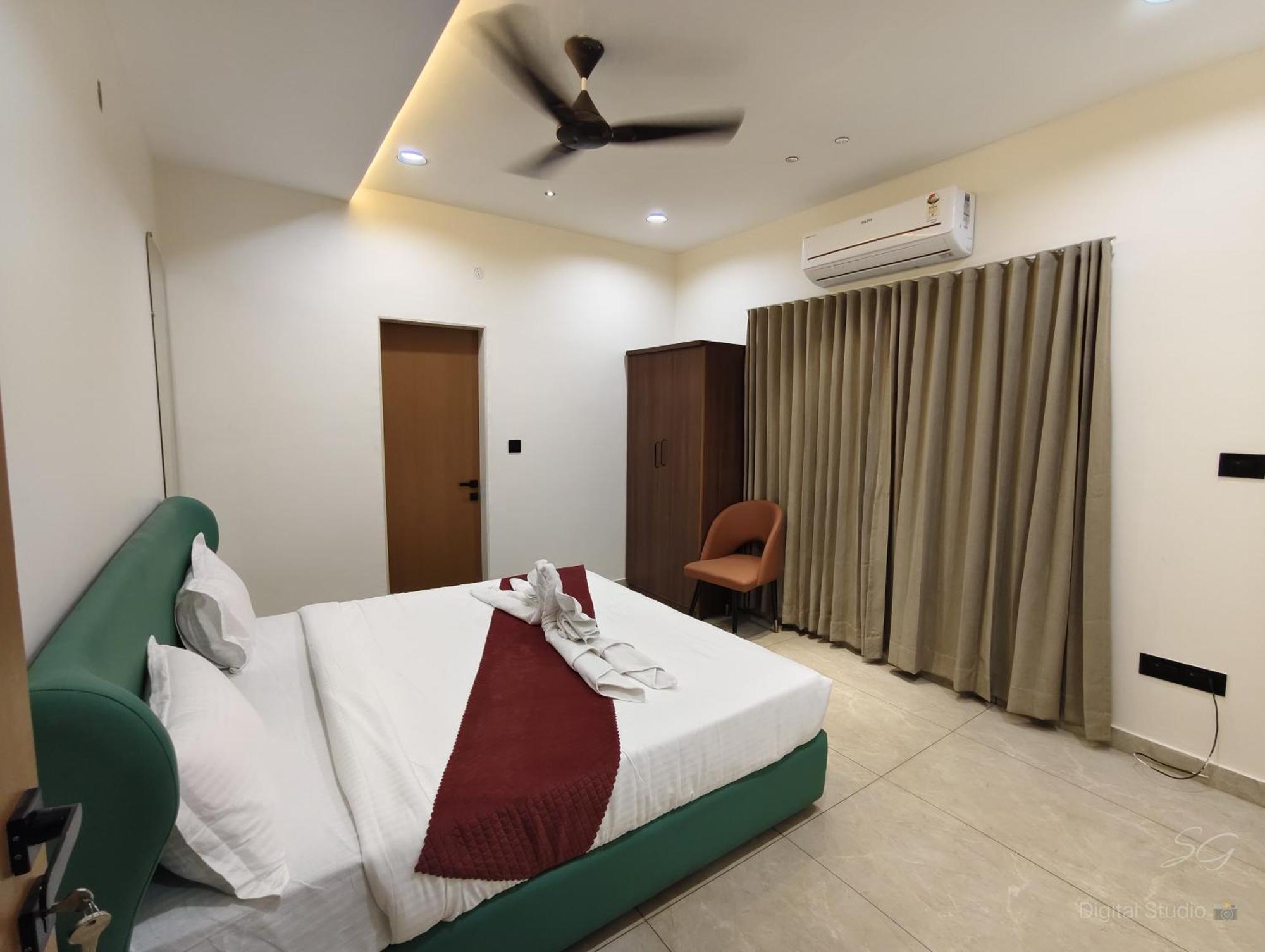 Shree Jalaram Resort Kodāe Eksteriør bilde